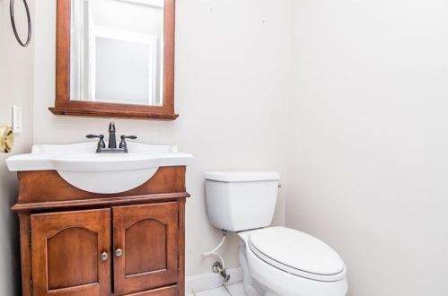 2601 Timberglen Dr, Imperial PA  15126-9283 exterior