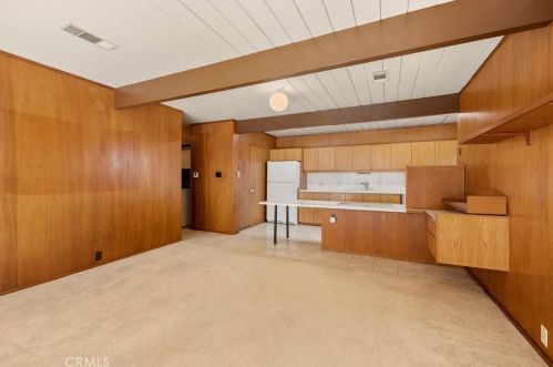 5041 Elsinore Ave, Orange CA  92869-1223 exterior