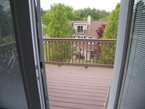 10 Cadogan Way, Nashua NH  03062-2253 exterior