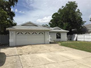 7223 Mauna Loa Blvd, Sarasota, FL 34241-5975