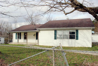 607 Chestnut St, Monterey, TN 38574-1001