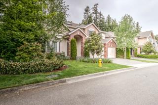 9415 221st Pl, Redmond, WA 98053-2049