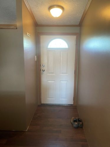 57 Pine Rd, Claysville, PA 15323-2145