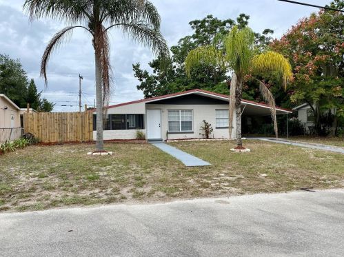 4220 Garden St, Titusville, FL 32796-2935