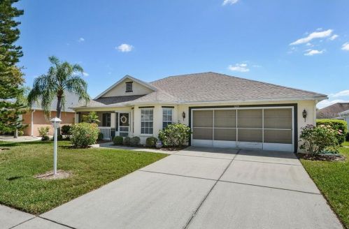 1215 Caloosa Creek Ct, Ruskin, FL 33573-4871