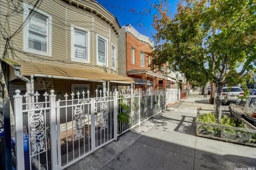 603 Baker Ave, Bronx, NY 10460-2701