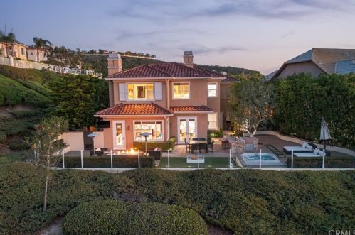 8 Fiore, Newport Beach, CA 92657-1205