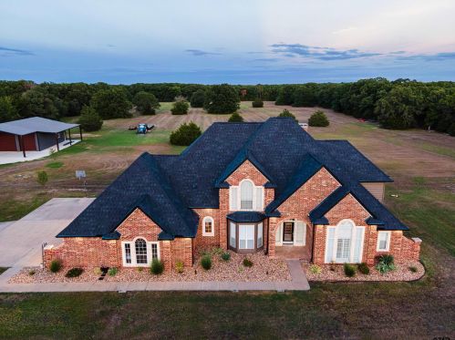 6043 Fm 36, Quinlan, TX 75474-2855
