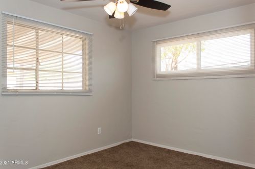 8136 12 St, Phoenix AZ 85022-3137 exterior