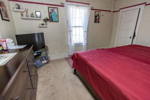 445 Simmons Rd, Turlock CA  95380-9786 exterior