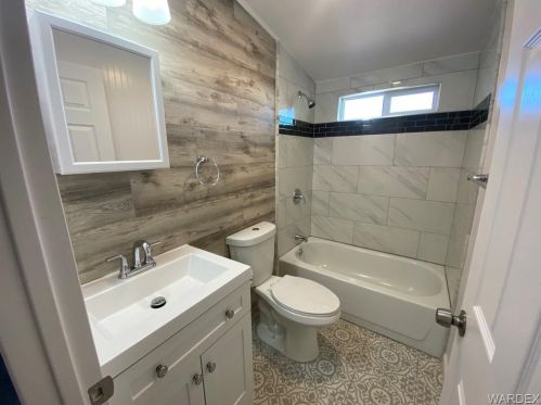 10242 Empire Rd, Mohave Valley AZ  86440-9614 exterior