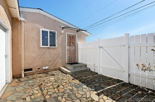 1804 Westinghouse St, San Diego CA 92111-7137 exterior