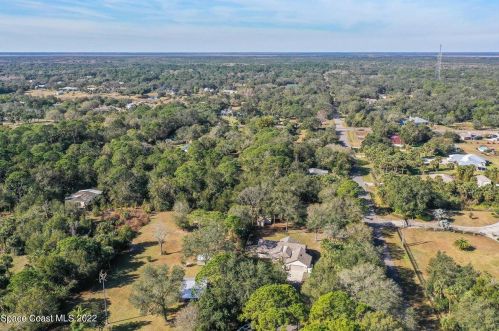 4855 Date Palm St, Cocoa FL 32927-2055 exterior