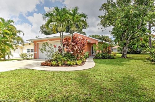 27575 Pullen Ave, Bonita Springs, FL 34135-5566