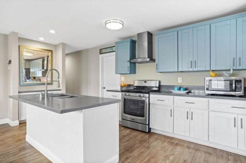 1061 18th St, San Diego CA 92154-1901 exterior