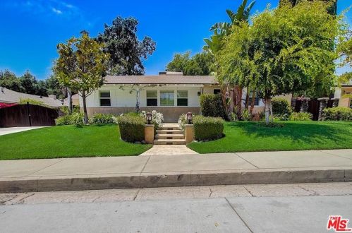 4847 Crown Ave, La Canada, CA 91011-3619