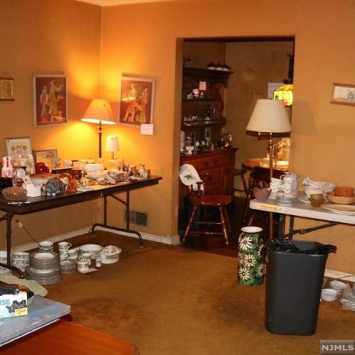 357 Hickory St, Westwood, NJ 07676-5032