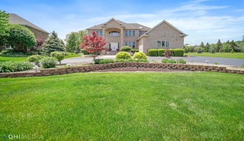 1232 Royal Dublin Ln, Dyer, IN 46311-1283