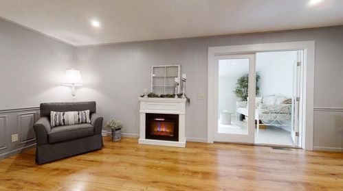 35 Overlook Rd, South Kingstown RI  02882-1246 exterior