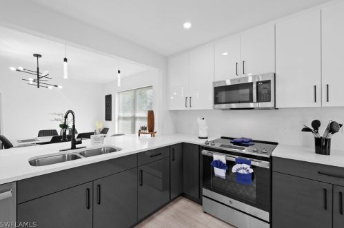 1414 6 Ave, Cape Coral FL  33909-0013 exterior