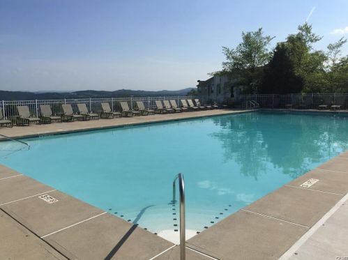 307 Waterford Ter, Easton PA  18042-6970 exterior