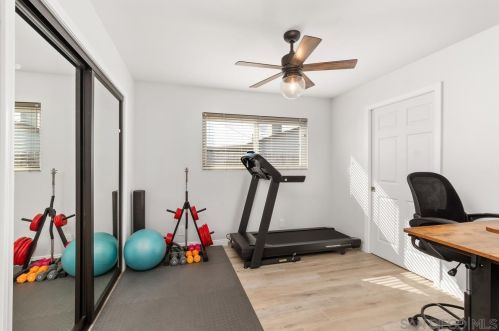 5131 Rebel Rd, San Diego CA  92117-1222 exterior
