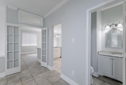 1732 Prescott Dr, Lewisville TX  75028-2078 exterior