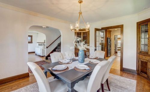 5347 Berkeley Blvd, Milwaukee WI 53217-5138 exterior