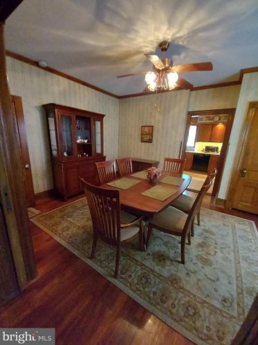 323 Columbia Ave, Lansdale PA 19446-3312 exterior