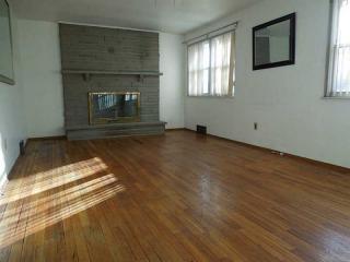 2052 Holiday Park Dr, Pittsburgh, PA 15239-2448