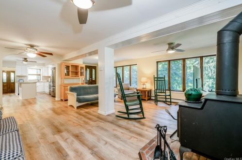 188 Bellvale Lakes Rd, Warwick NY  10990-3454 exterior