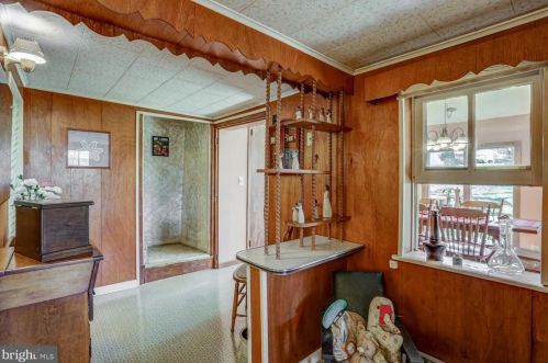 210 Hoernerstown Rd, Hummelstown PA  17036-9503 exterior