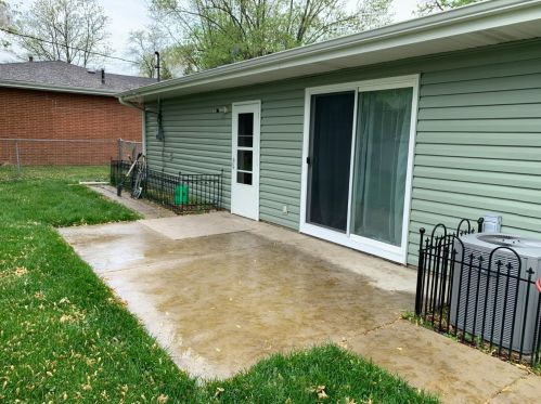 5935 Taft Pl, Gary IN  46410-2256 exterior