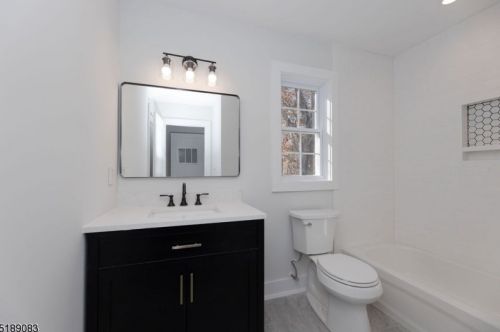 24 Shadow Ln, Berkeley Heights NJ  07922-1816 exterior
