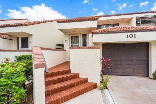 101 Sea Oats Dr, West Palm Beach, FL 33408-1409