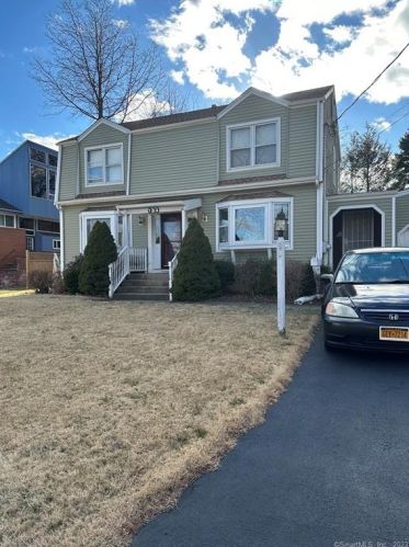 164 Loftus Cir, Bridgeport, CT 06606-1205