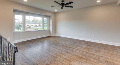 2423 Branch Pike, Riverton NJ  08077-4262 exterior