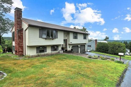 206 White Birch Dr, Waterbury, CT 06708-2179