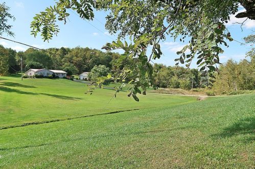 207 Bortz Rd, Saltsburg PA  15681-3429 exterior