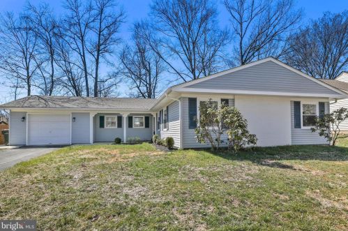 111 Niagara Ln, Willingboro NJ  08046-1224 exterior