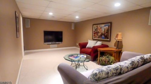 3 Countryside Rd, East Amwell Township NJ  08551-2050 exterior