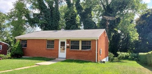 8019 Mark Dr, Verona, PA 15147-1647