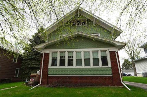 221 High St, Randolph, WI 53956-1217