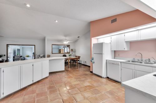 205 Lucerne Dr, De Bary FL  32713-3015 exterior