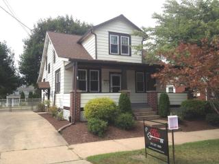 217 6th St, Berwick, PA 18603-3027