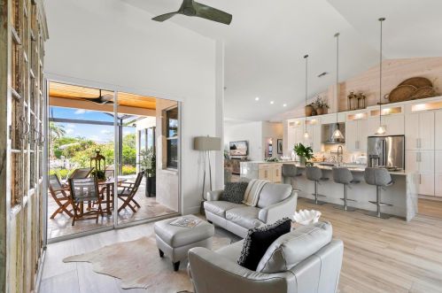 200 Angler Ct, Marco Island FL  34145-4203 exterior