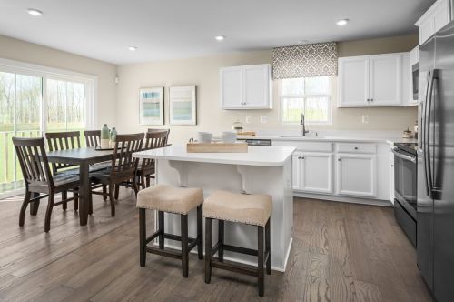 231 Smith Ln, Beaver Falls, PA 15010-1238