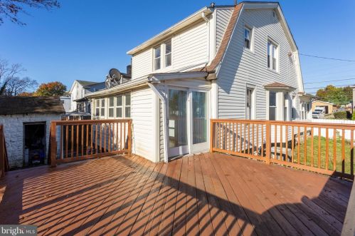 31 Ridgeway Ave, Manor, PA 19036-1923
