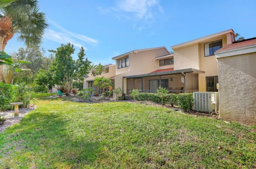 1641 Xing Cir, Palm City FL  34990-2460 exterior