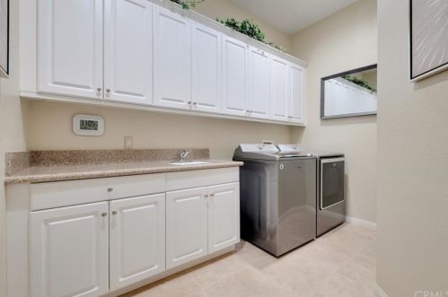 15 Napoleon Rd, Rancho Mirage CA  92270-2715 exterior